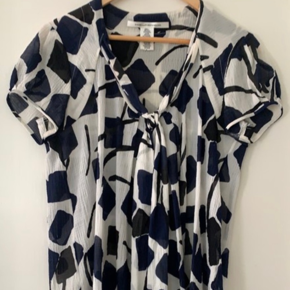 Diane Von Furstenberg top